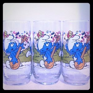 3 New 1982 harmony  smurf Promo full size glasses